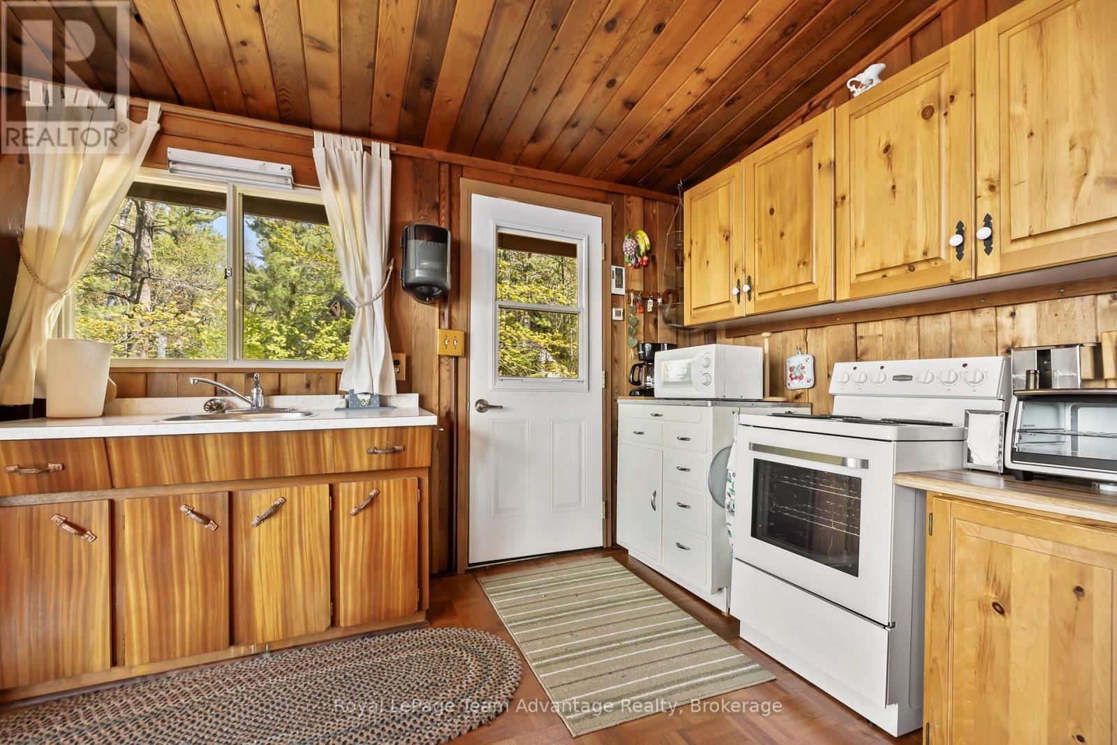 74 Harris Lake Water Road, Parry Sound Remote Area, Ontario  P0G 1K0 - Photo 9 - X13209046