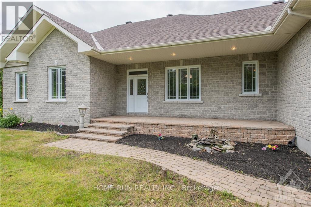840 David Manchester Road, Ottawa, Ontario  K0A 1L0 - Photo 2 - X13209818