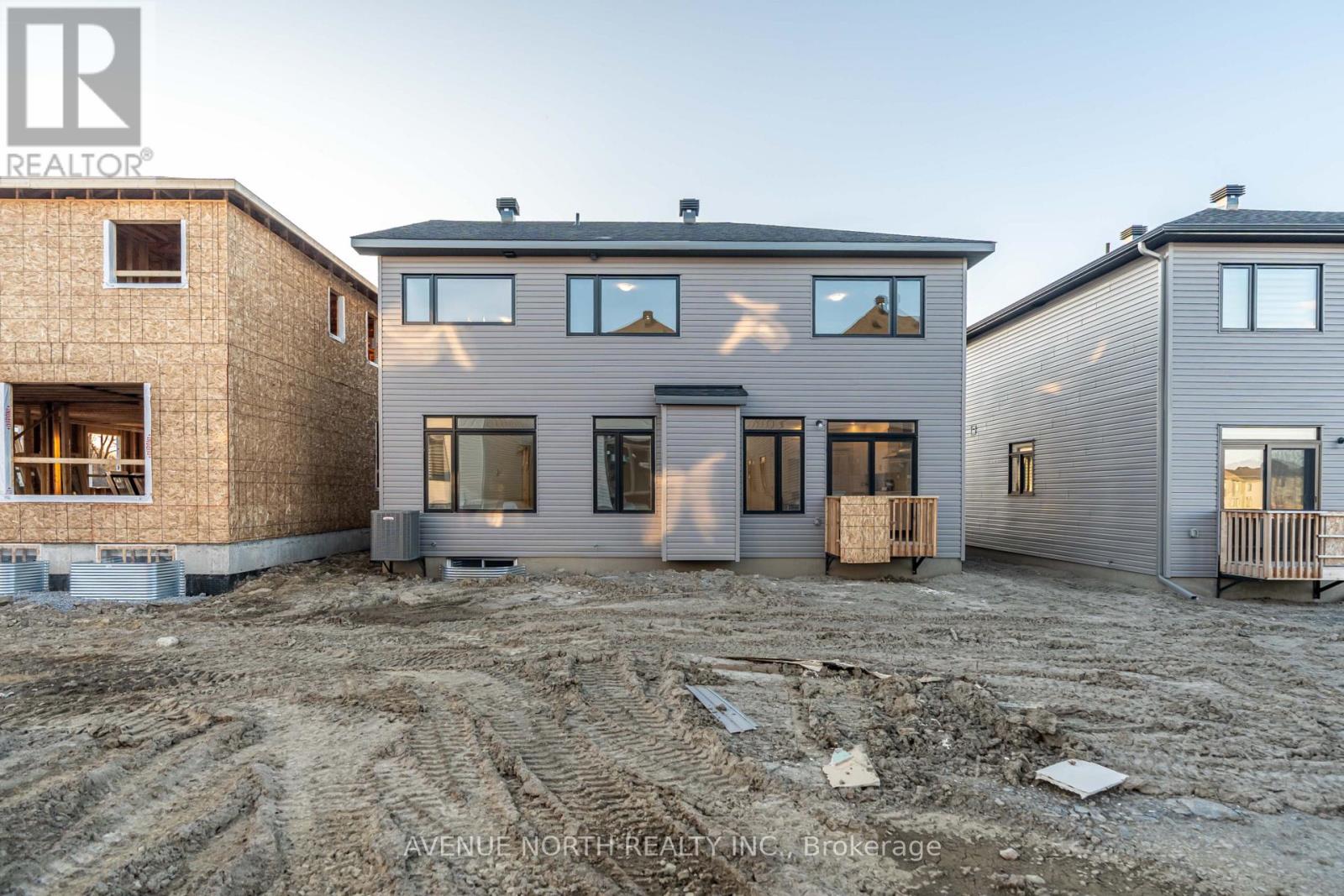 1729 Rotterdam Circle, Ottawa, Ontario  K2W 1A5 - Photo 50 - X13209850