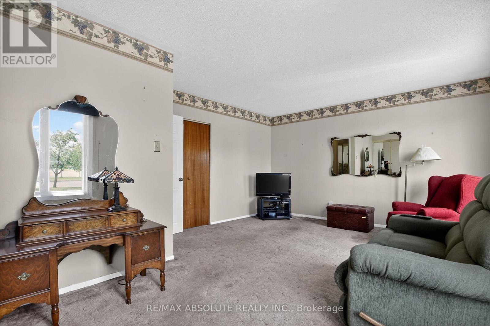 2799 Dumaurier Avenue, Ottawa, Ontario  K2B 7W2 - Photo 18 - X13209882