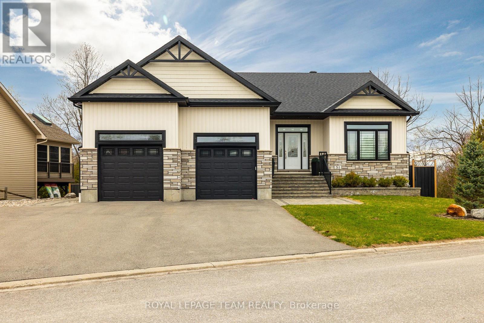 51 WESTERRA WAY, North Grenville, Ontario