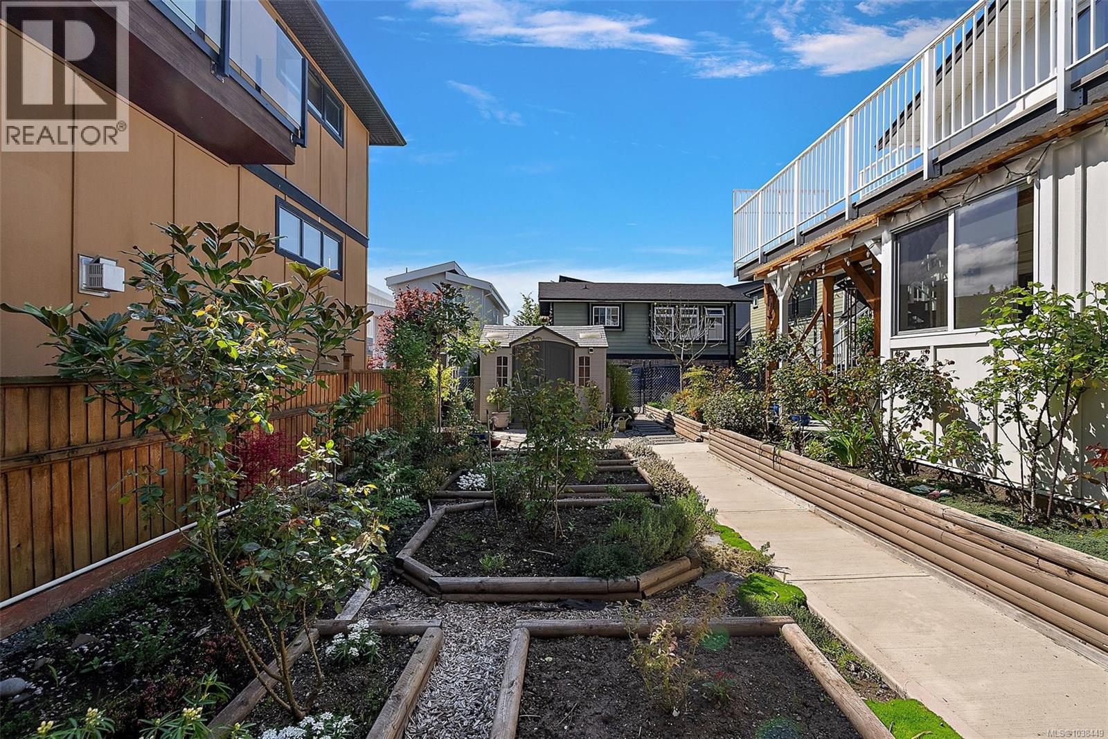 2485 Orchard Ave, Sidney, British Columbia  V8L 1V4 - Photo 31 - 1038449