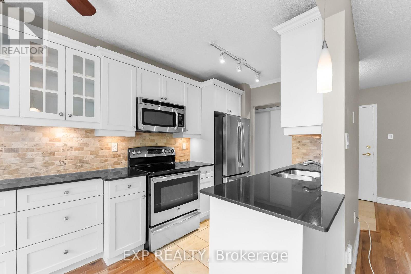407 - 6390 Huggins Street, Niagara Falls, Ontario  L2J 1H1 - Photo 12 - X13209622