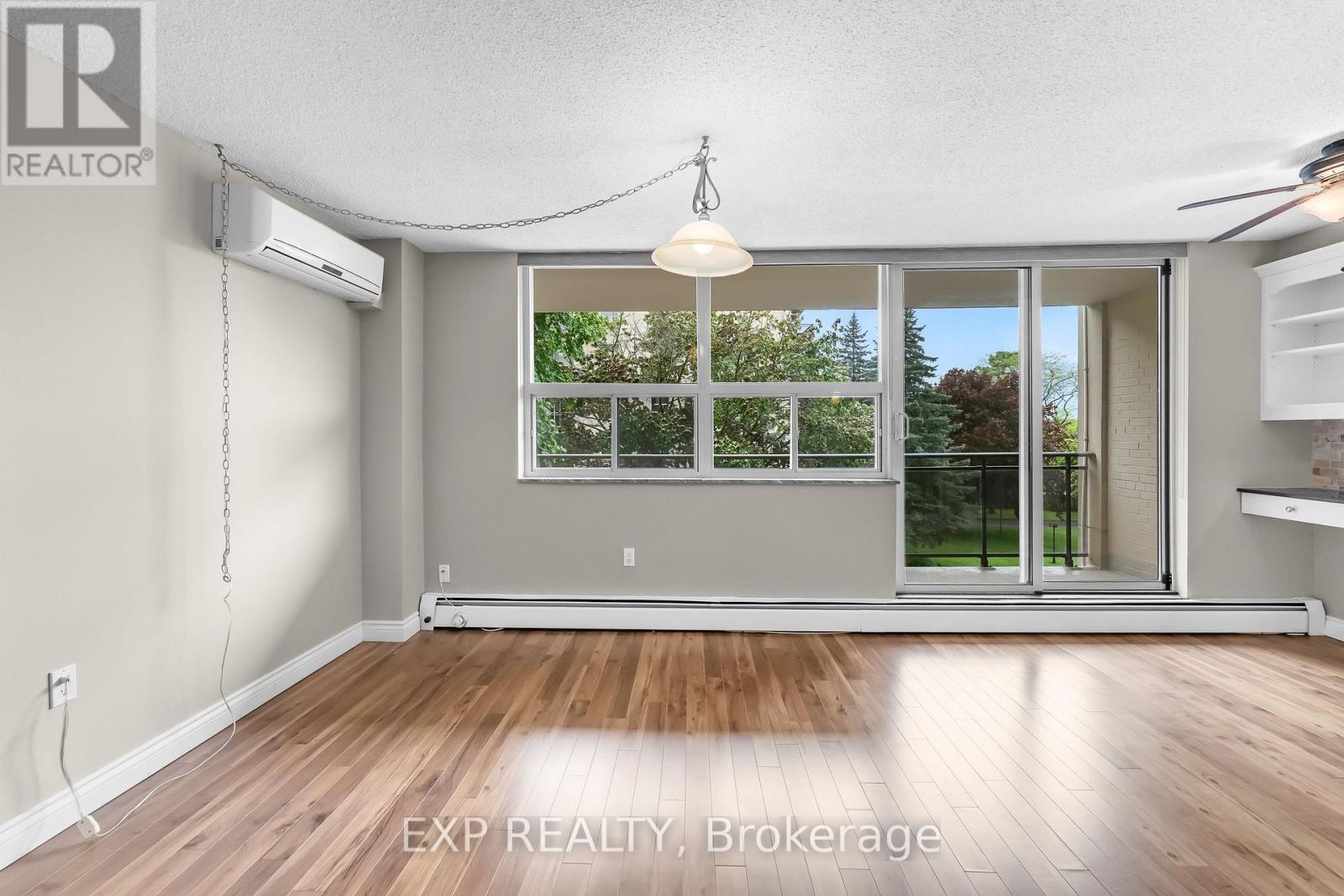 407 - 6390 Huggins Street, Niagara Falls, Ontario  L2J 1H1 - Photo 7 - X13209622