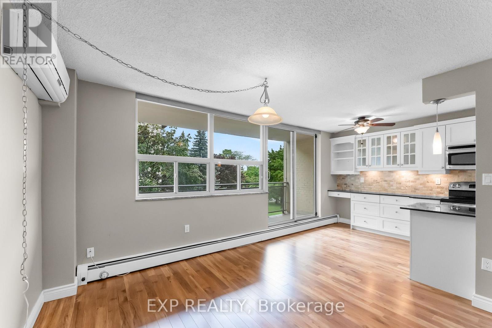 407 - 6390 Huggins Street, Niagara Falls, Ontario  L2J 1H1 - Photo 9 - X13209622