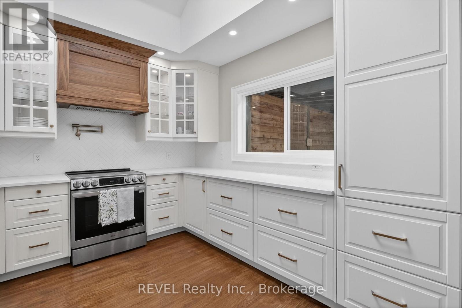 74 St. Patrick Street, St. Catharines, Ontario  L2R 1K3 - Photo 14 - X13209706