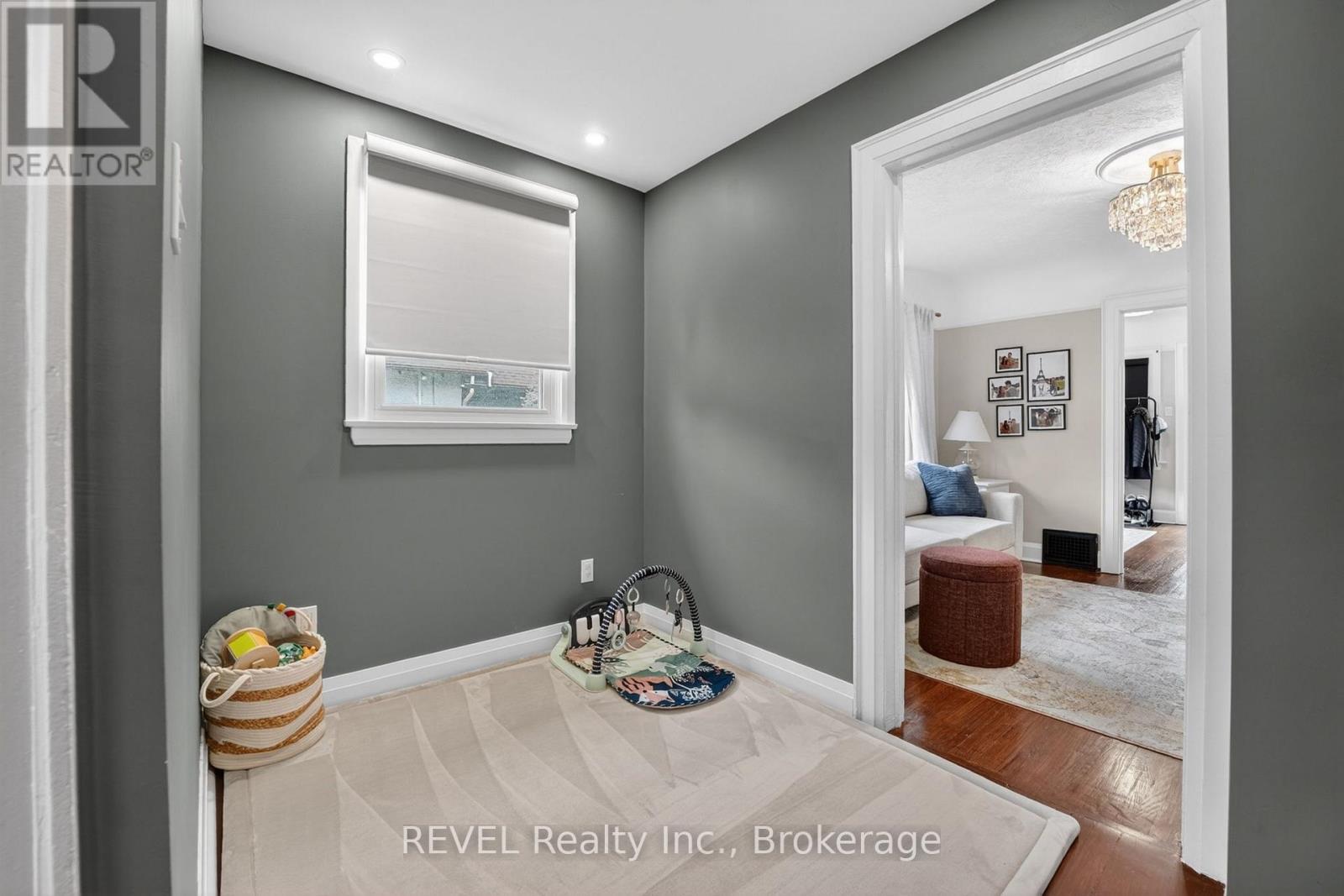 74 St. Patrick Street, St. Catharines, Ontario  L2R 1K3 - Photo 7 - X13209706