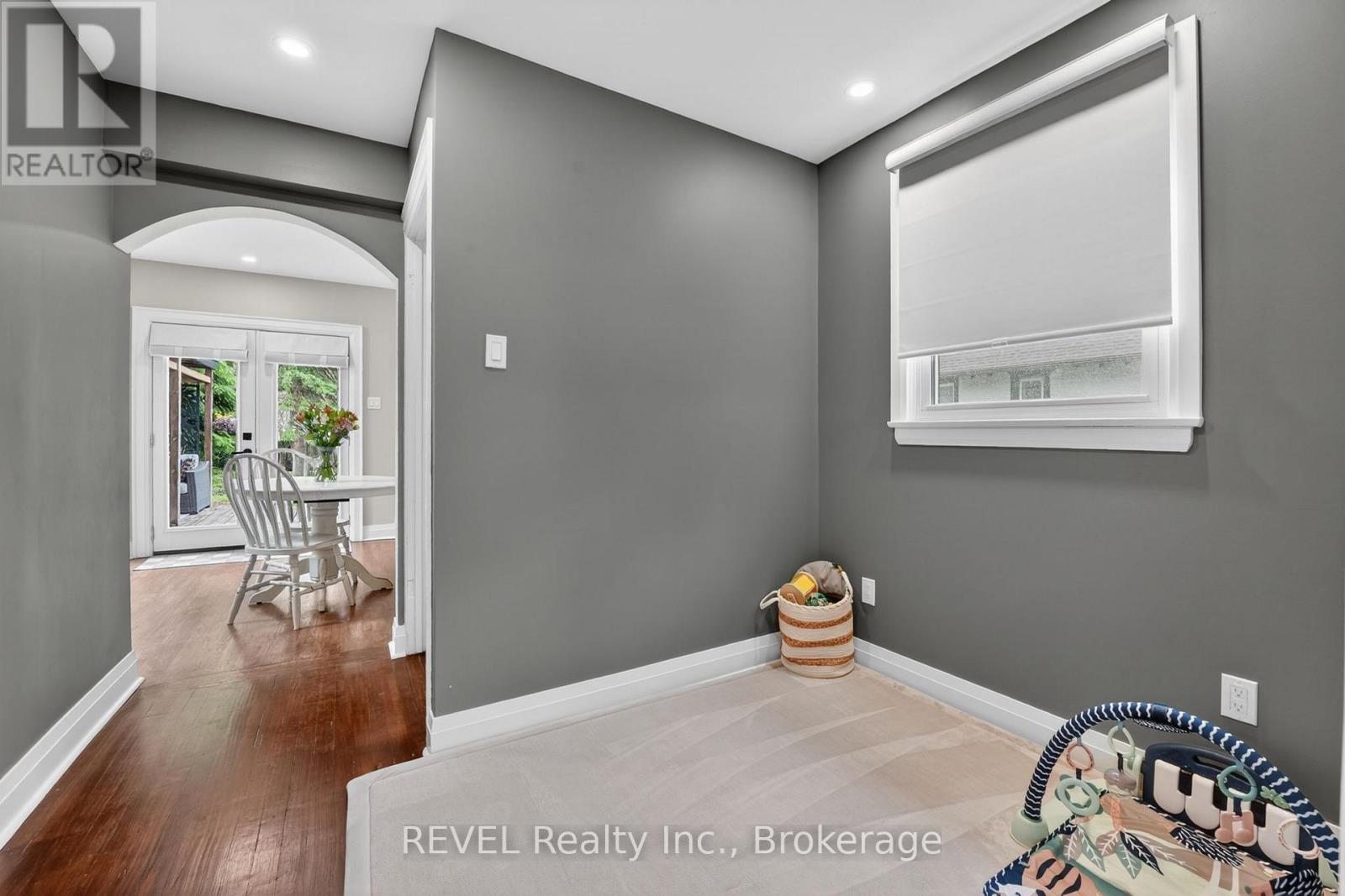 74 St. Patrick Street, St. Catharines, Ontario  L2R 1K3 - Photo 8 - X13209706