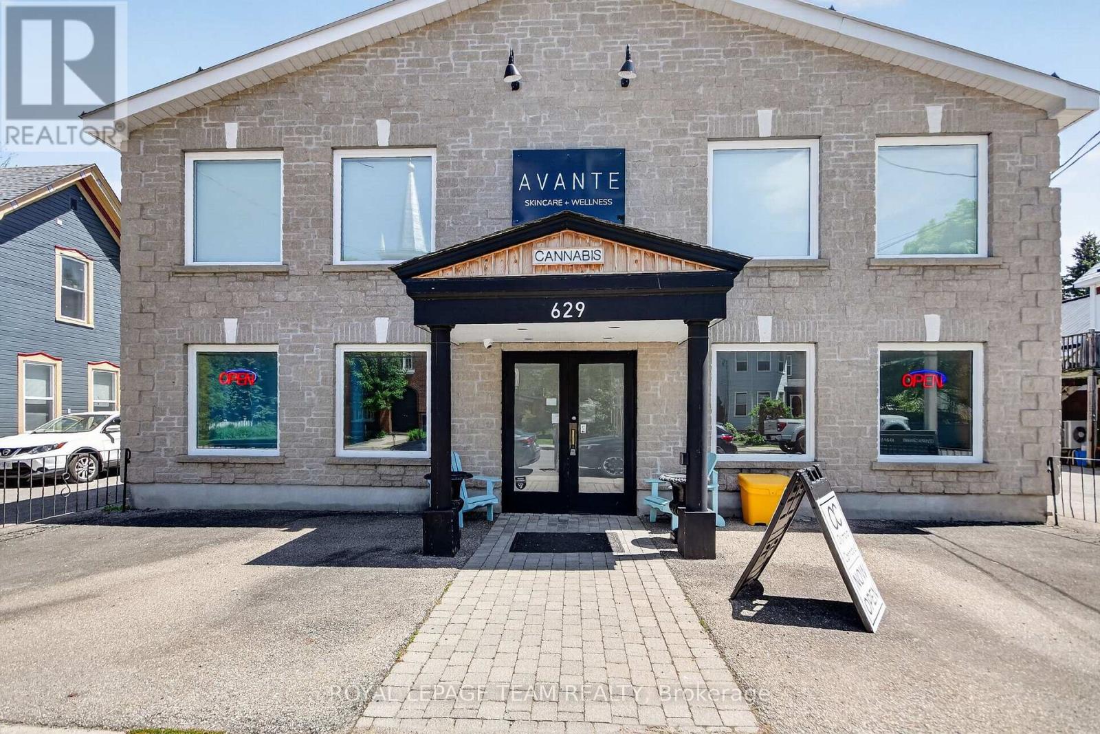 629 St Lawrence Street, Merrickville-Wolford, Ontario  K0G 1N0 - Photo 4 - X12995462