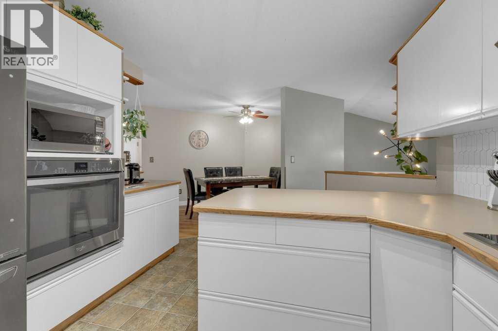 4904 43 Street, Ponoka, Alberta  T4J 1C2 - Photo 7 - A2293739