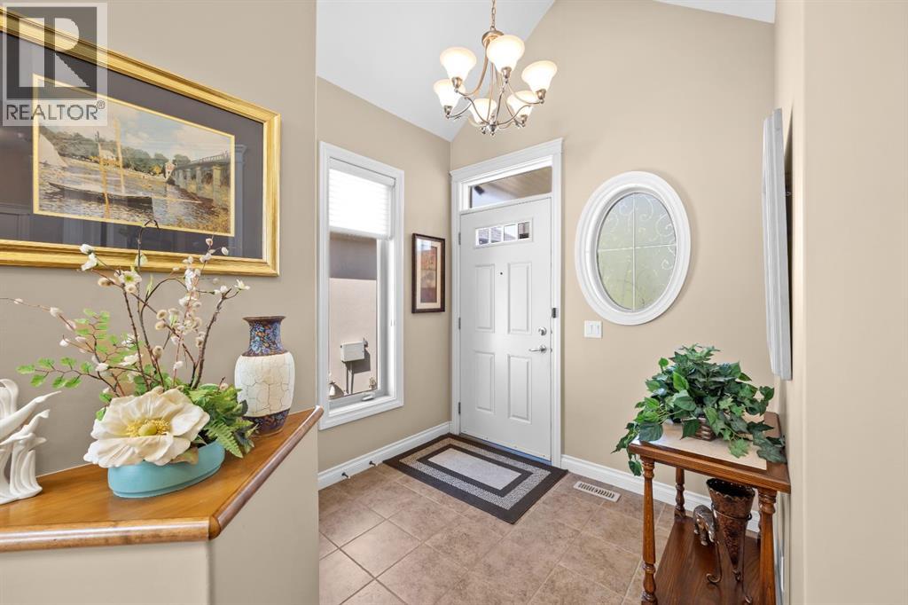 66 Cimarron Estates Green, Okotoks, Alberta  T1S 0A4 - Photo 4 - A2314658
