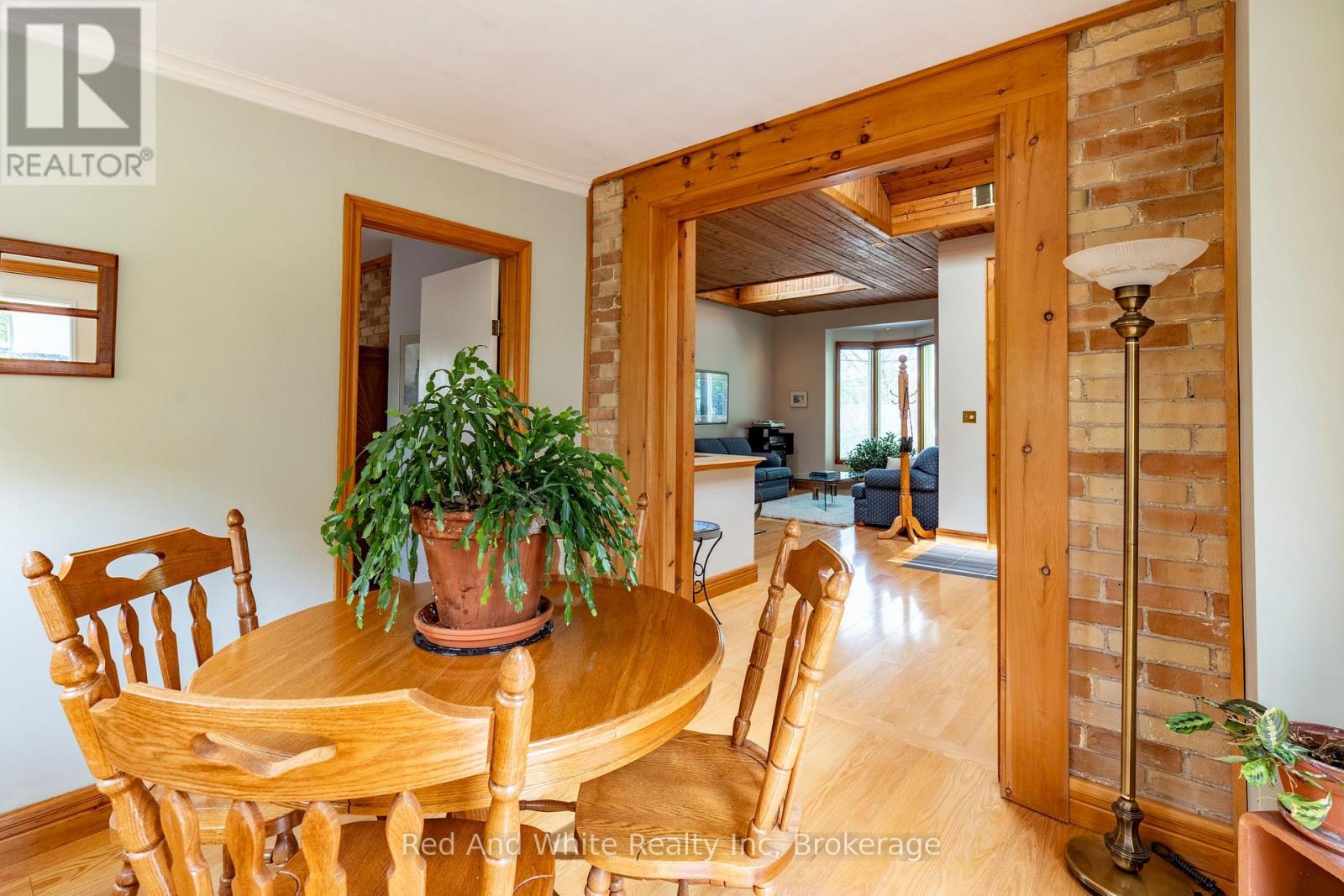23 Pearl Street, Guelph, Ontario  N1E 2E4 - Photo 16 - X13209774
