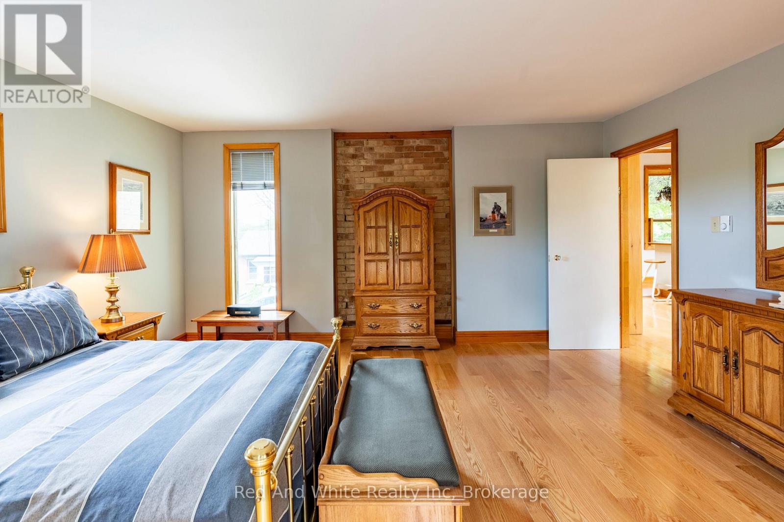 23 Pearl Street, Guelph, Ontario  N1E 2E4 - Photo 23 - X13209774