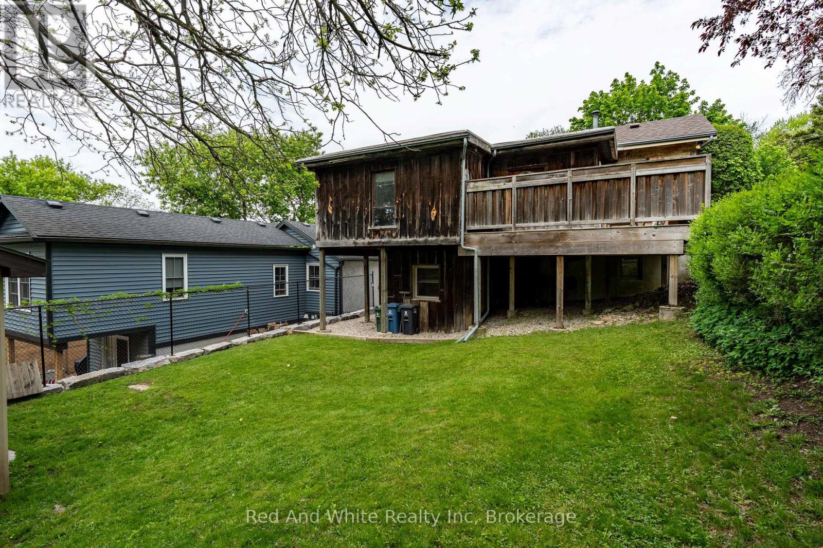 23 Pearl Street, Guelph, Ontario  N1E 2E4 - Photo 38 - X13209774