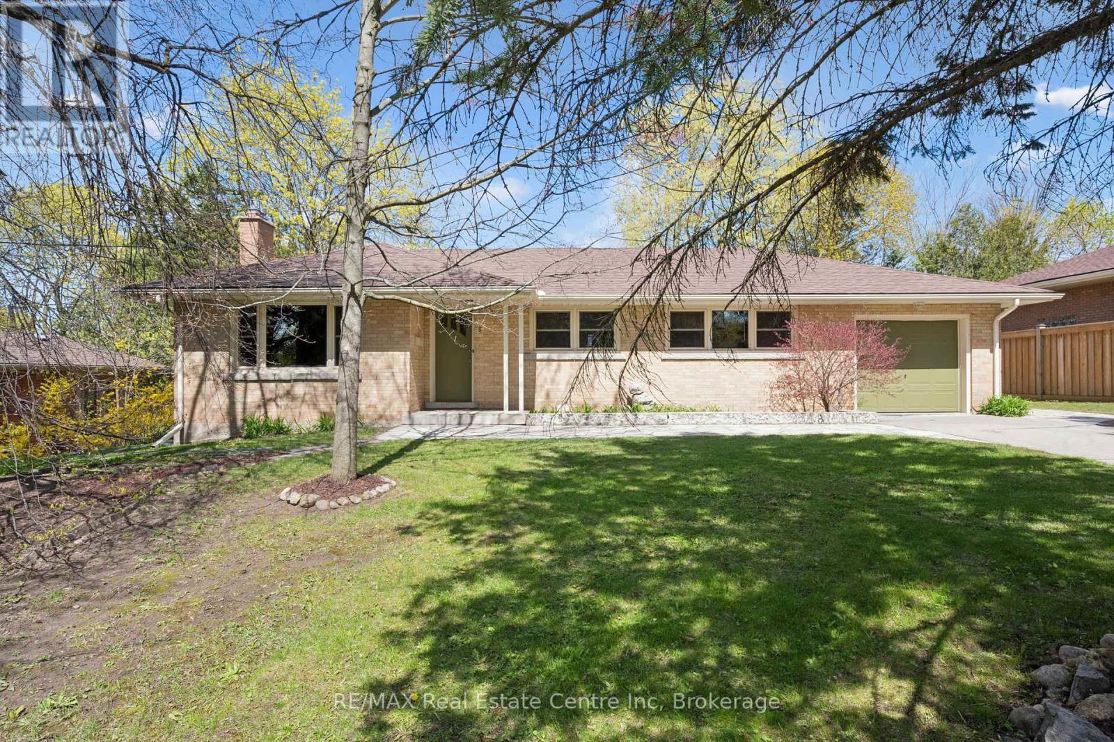 8 Harcourt Drive, Guelph, Ontario  N1G 1J6 - Photo 1 - X13209840