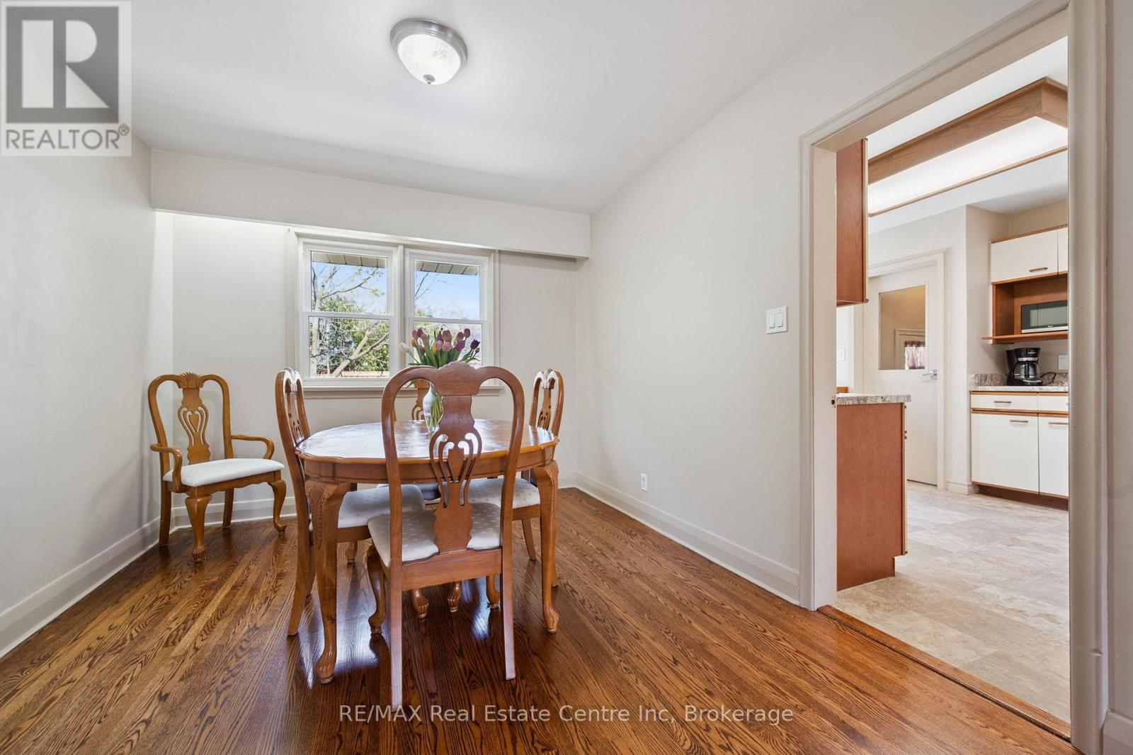 8 Harcourt Drive, Guelph, Ontario  N1G 1J6 - Photo 14 - X13209840