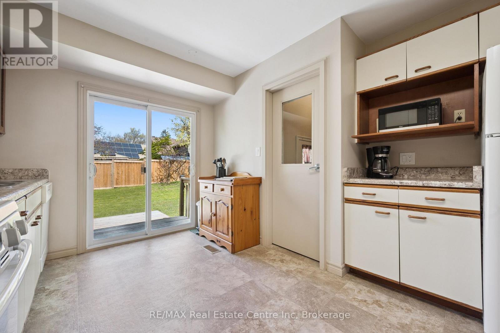 8 Harcourt Drive, Guelph, Ontario  N1G 1J6 - Photo 18 - X13209840