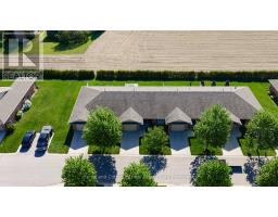 11 BAYFIELD MEWS LANE, bluewater (bayfield), Ontario