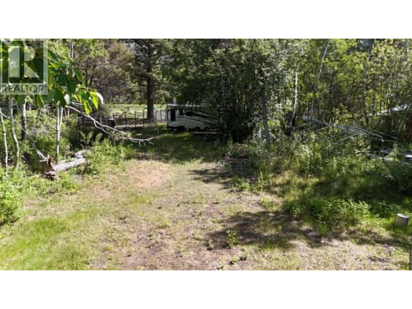 240 Smith Road, Lillooet, British Columbia  V0K 2H0 - Photo 6 - 10379612