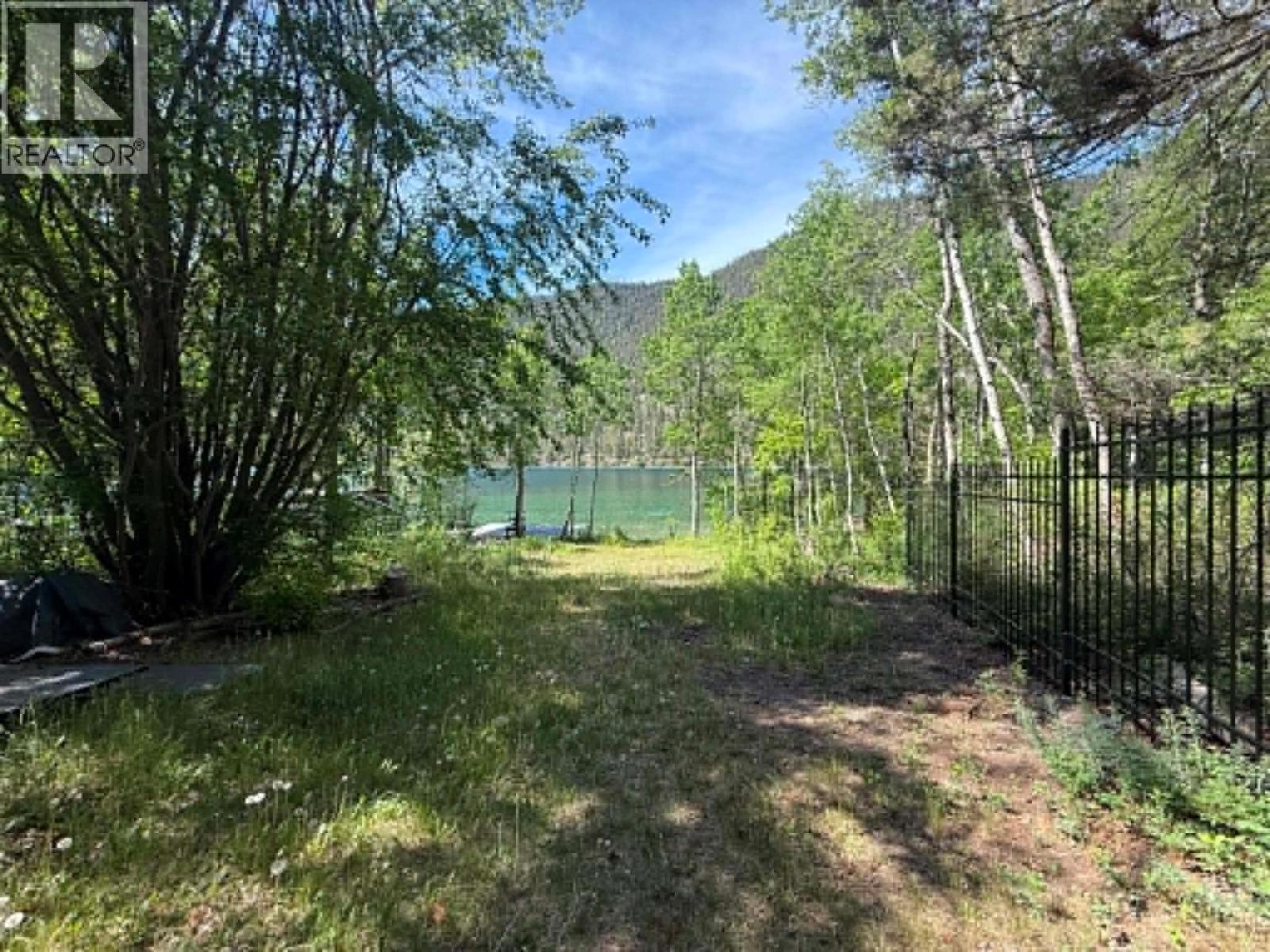 240 Smith Road, Lillooet, British Columbia  V0K 2H0 - Photo 8 - 10379612