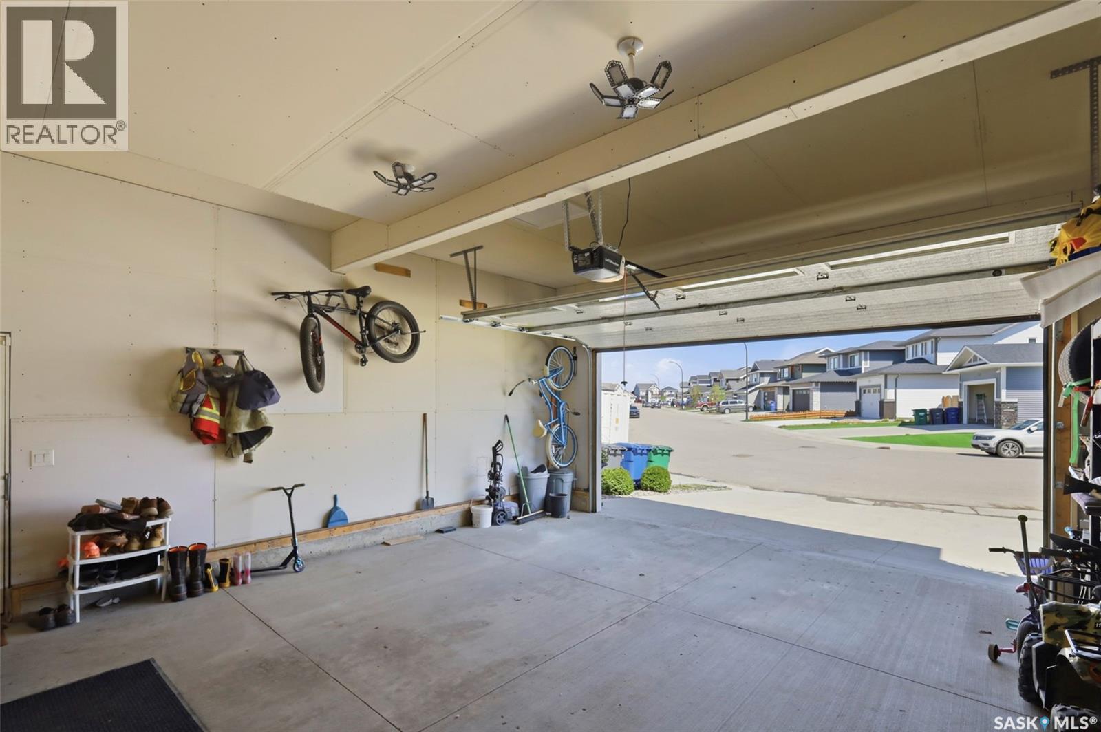 335 Hassard Close, Saskatoon, Saskatchewan  S7L 4Y7 - Photo 30 - SK037452