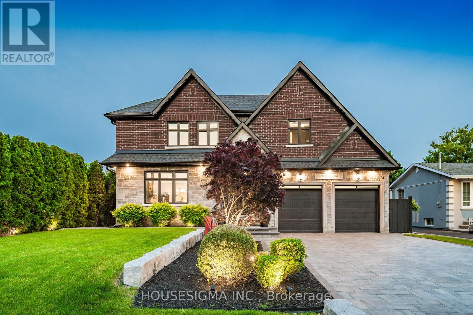 1298 Pinegrove Road, Oakville, Ontario  L6L 2X3 - Photo 4 - W13018306