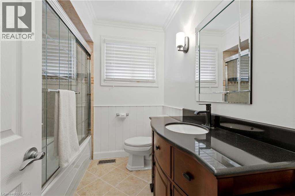 225 Berko Avenue, Hamilton, Ontario  L8V 2R6 - Photo 17 - 40834509