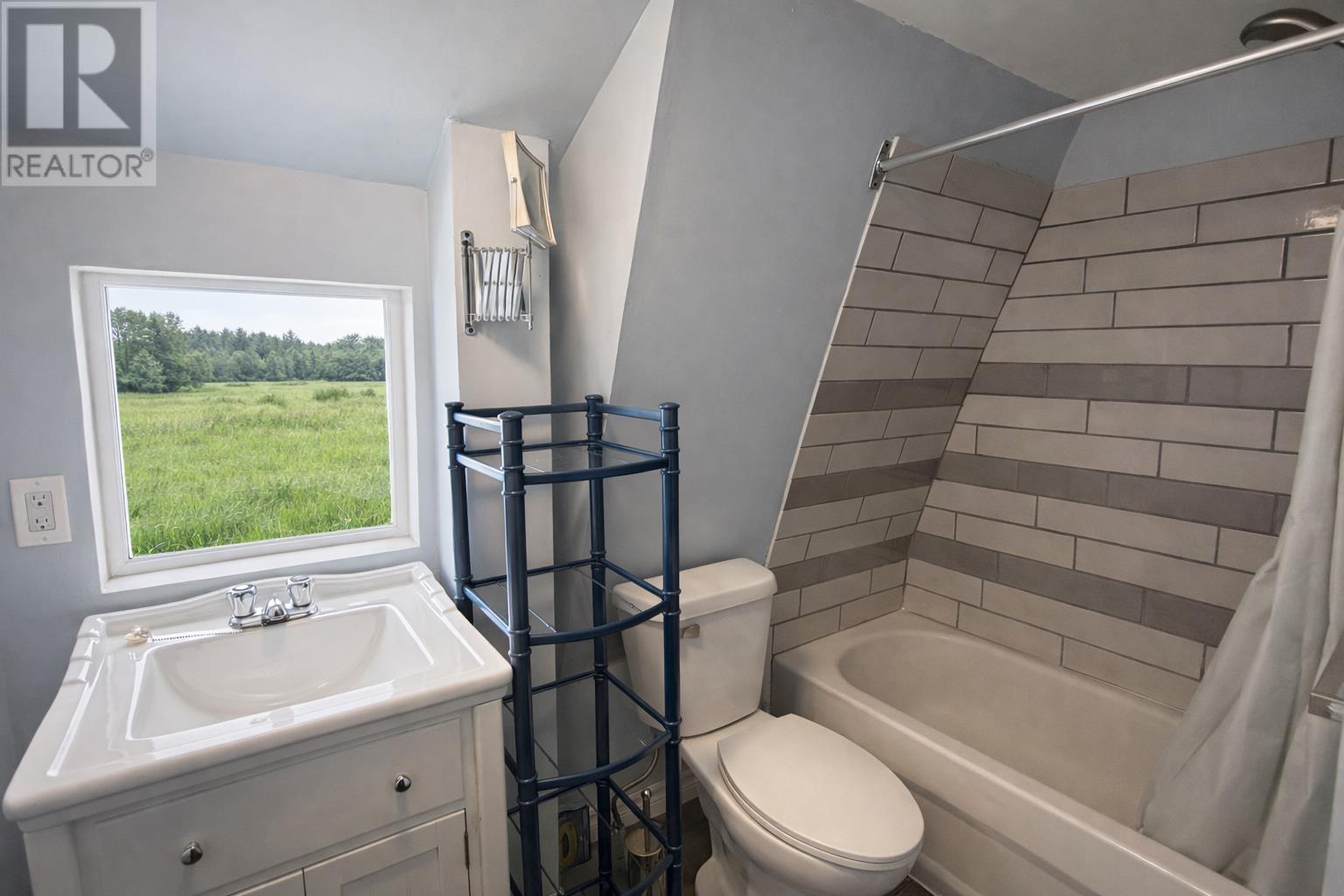 1025 Bear River Road, Bear River, Prince Edward Island  C0A 2B0 - Photo 11 - 202612506