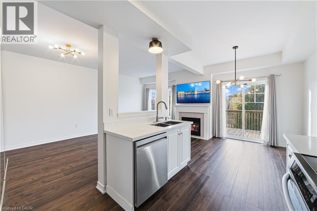 9 Liddycoat Lane Unit# 18, Ancaster, Ontario  L9G 0A7 - Photo 11 - 40833616