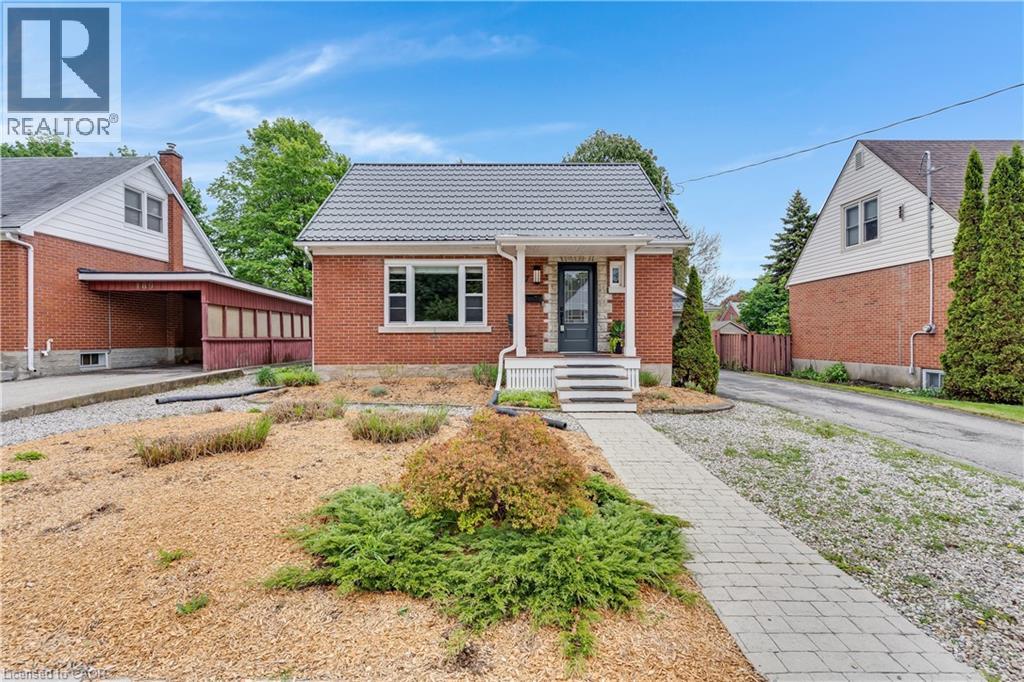 187 Neilson Avenue, Waterloo, Ontario  N2J 2L9 - Photo 1 - 40833327