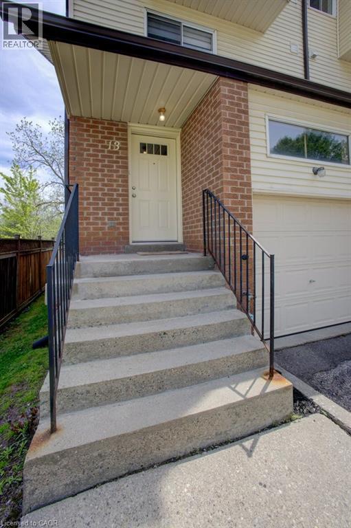 1085 Queens Boulevard Unit# 13, Kitchener, Ontario  N2M 1B9 - Photo 3 - 40833081