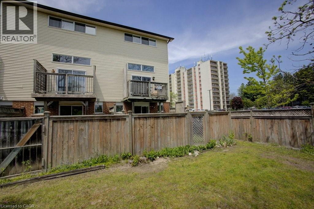 1085 Queens Boulevard Unit# 13, Kitchener, Ontario  N2M 1B9 - Photo 23 - 40833081