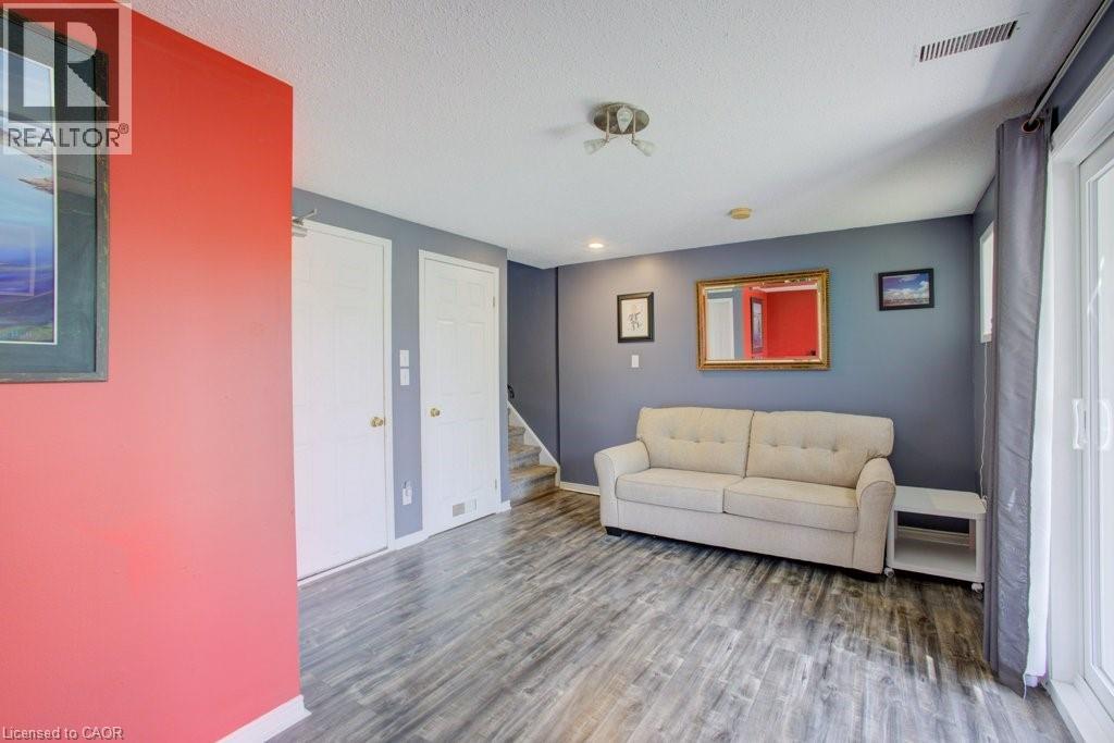 1085 Queens Boulevard Unit# 13, Kitchener, Ontario  N2M 1B9 - Photo 19 - 40833081