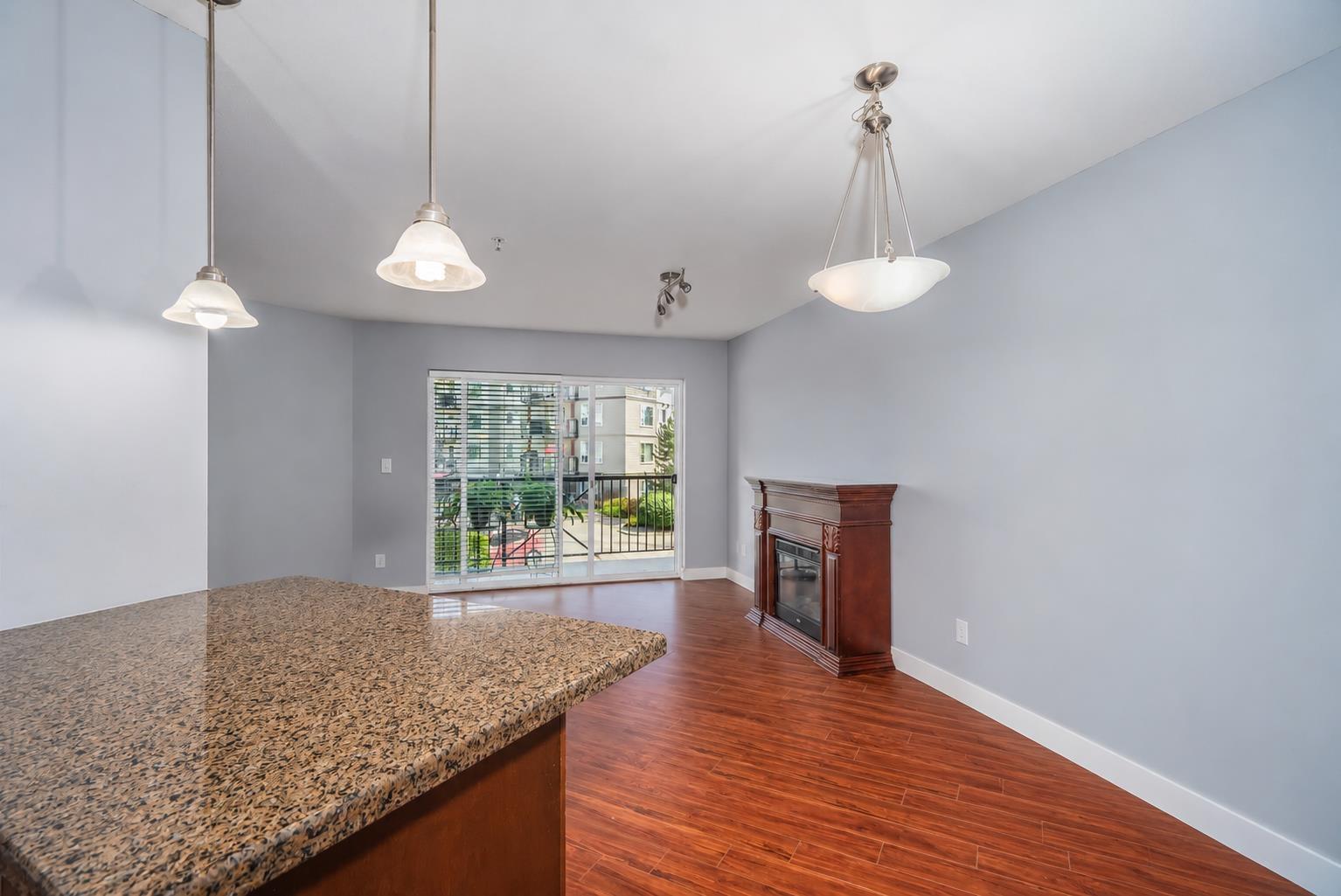 202 2955 Diamond Crescent, Abbotsford, British Columbia  V2T 2L5 - Photo 11 - R3097397