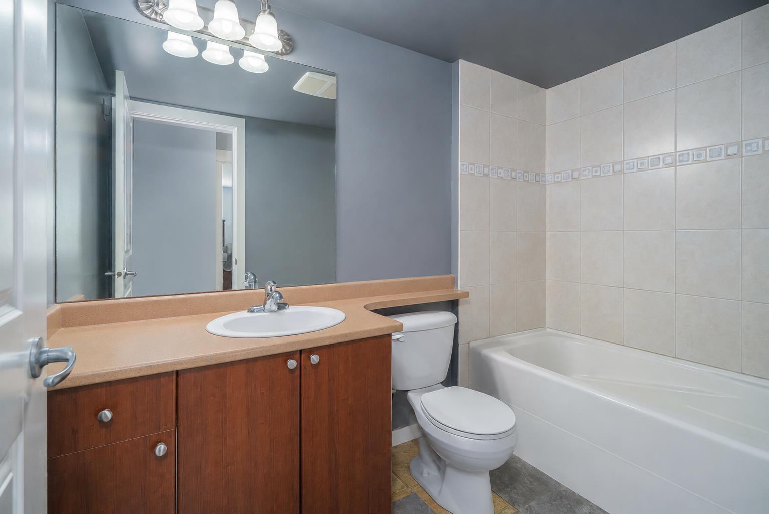 202 2955 Diamond Crescent, Abbotsford, British Columbia  V2T 2L5 - Photo 18 - R3097397