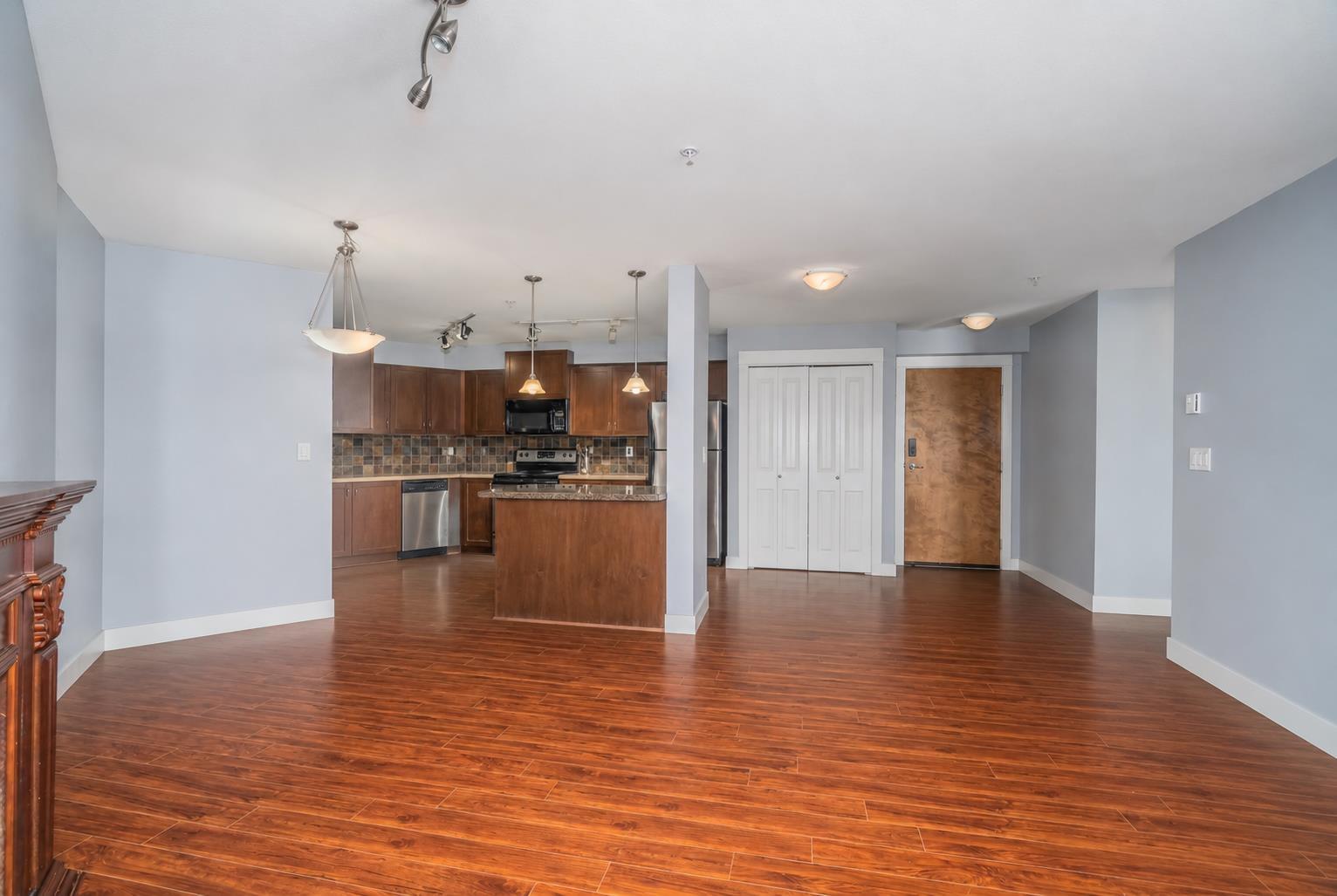 202 2955 Diamond Crescent, Abbotsford, British Columbia  V2T 2L5 - Photo 5 - R3097397