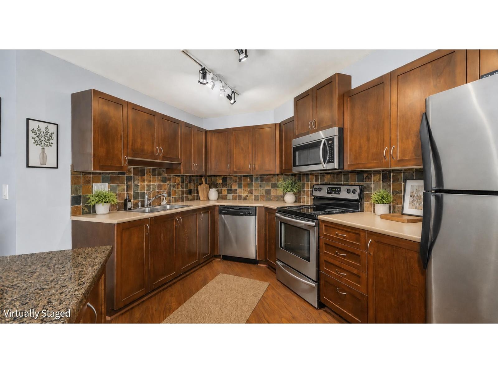 202 2955 Diamond Crescent, Abbotsford, British Columbia  V2T 2L5 - Photo 9 - R3097397