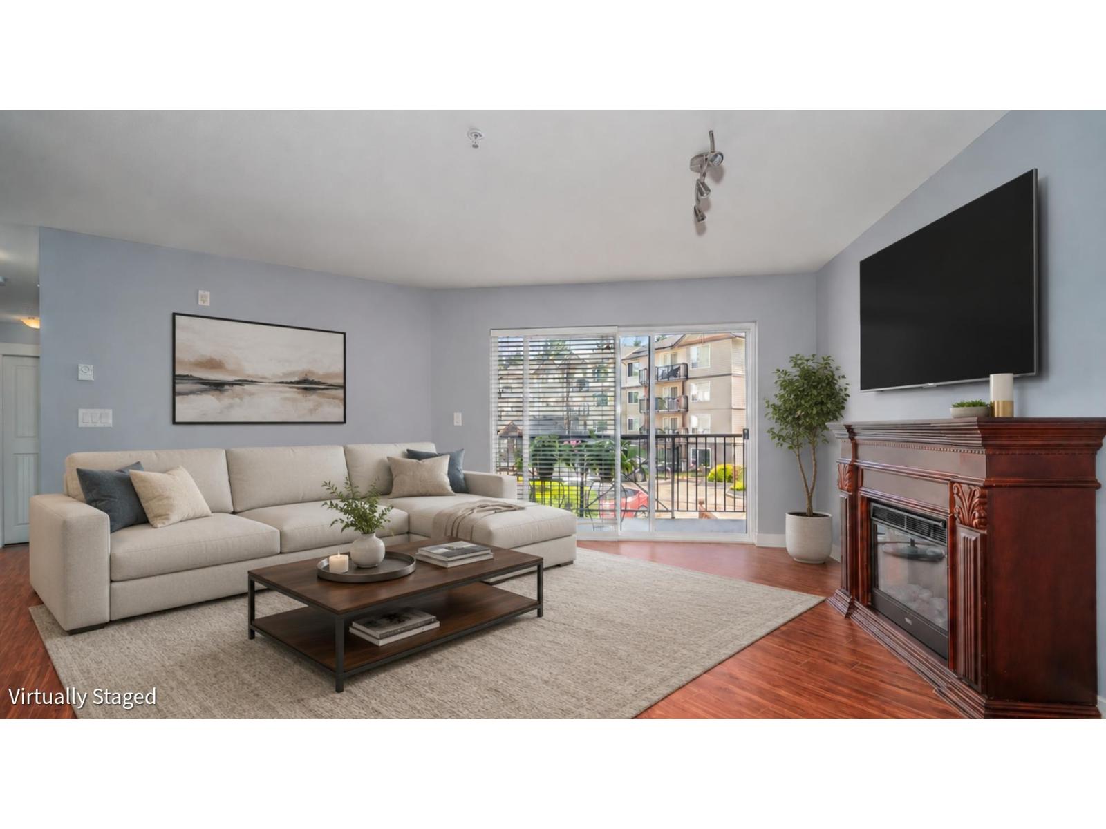 202 2955 Diamond Crescent, Abbotsford, British Columbia  V2T 2L5 - Photo 2 - R3097397