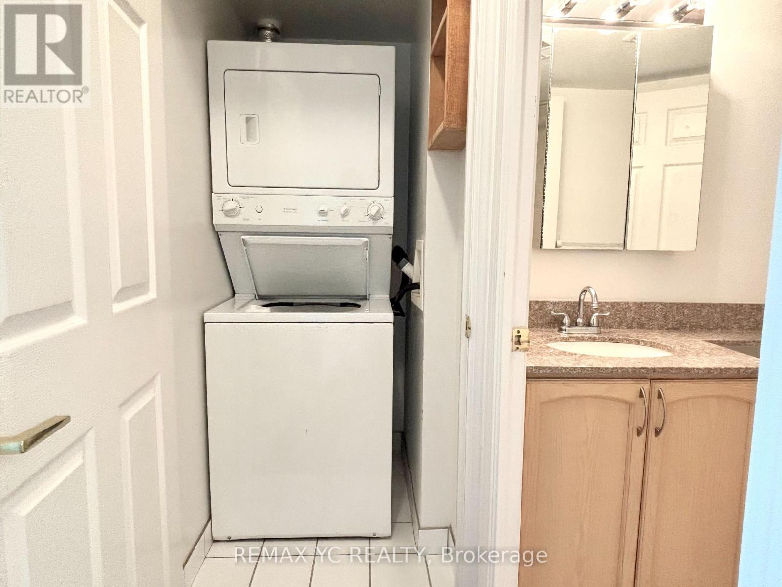 409 - 5500 Yonge Street, Toronto, Ontario  M2N 7L1 - Photo 8 - C13209648