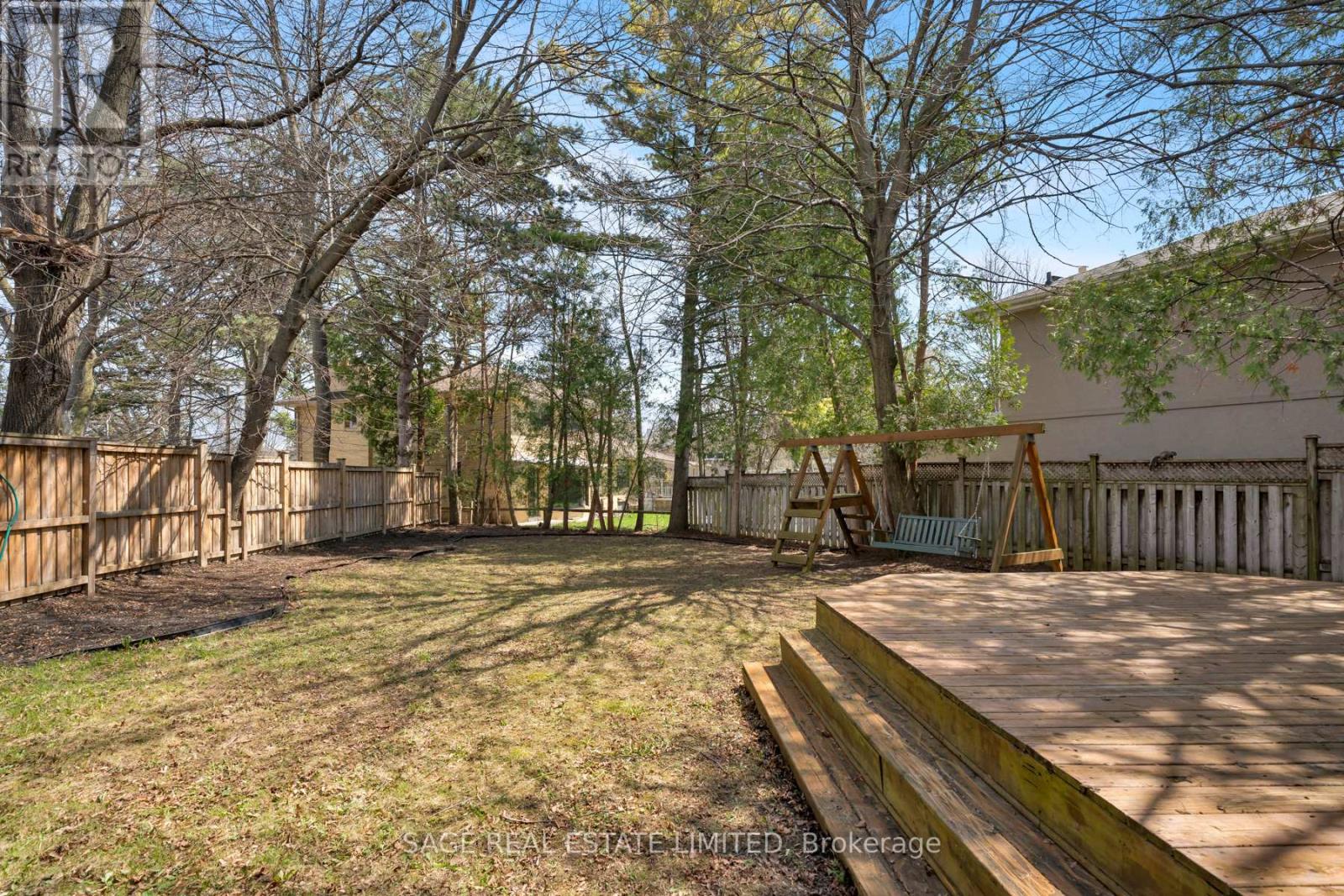 9 Hawksbury Drive, Toronto, Ontario  M2K 1M2 - Photo 5 - C13209666