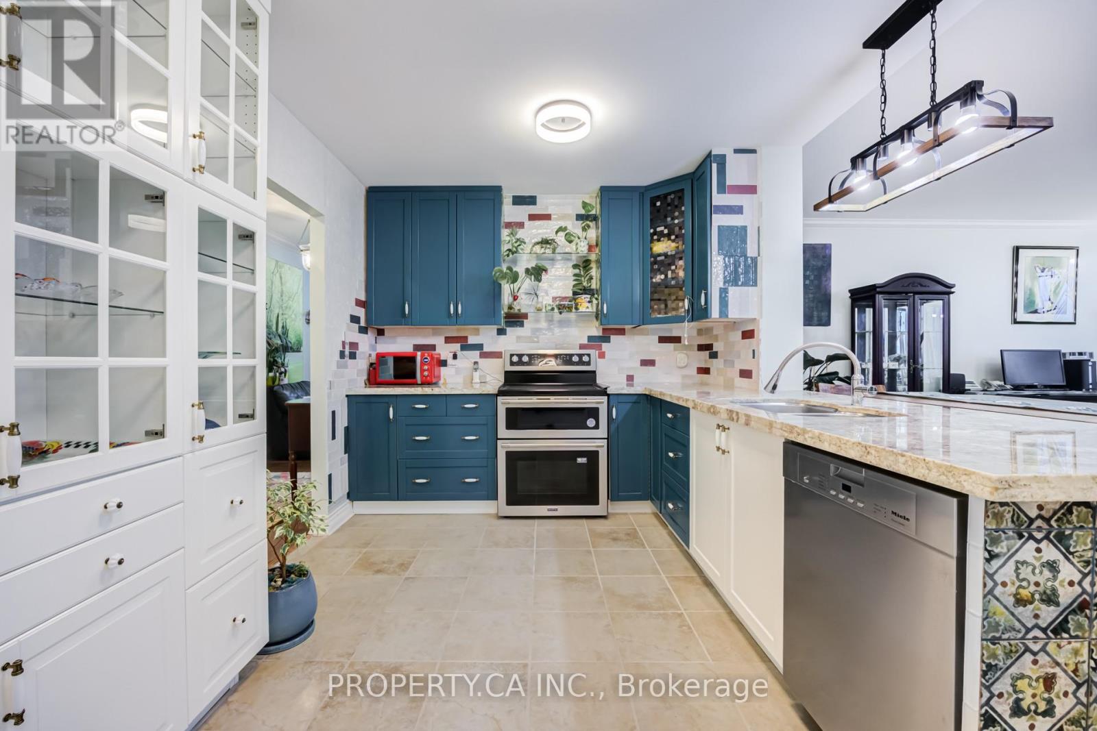 701 - 4200 Bathurst Street, Toronto, Ontario  M3H 3R1 - Photo 8 - C13209682