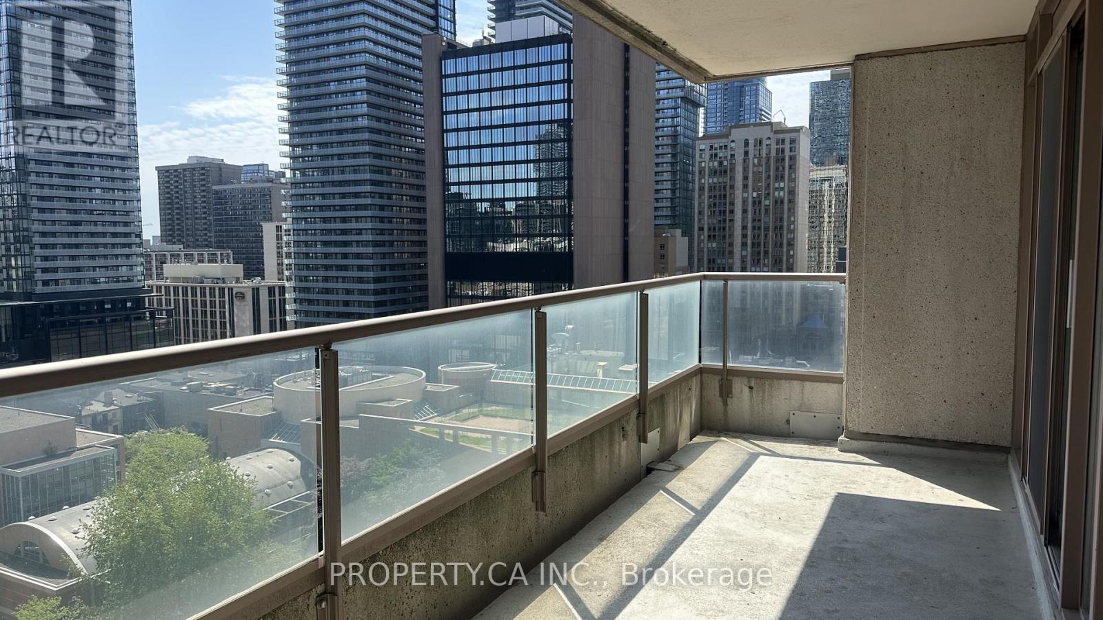 1508 - 909 Bay Street, Toronto, Ontario  M5S 3G2 - Photo 16 - C13209698