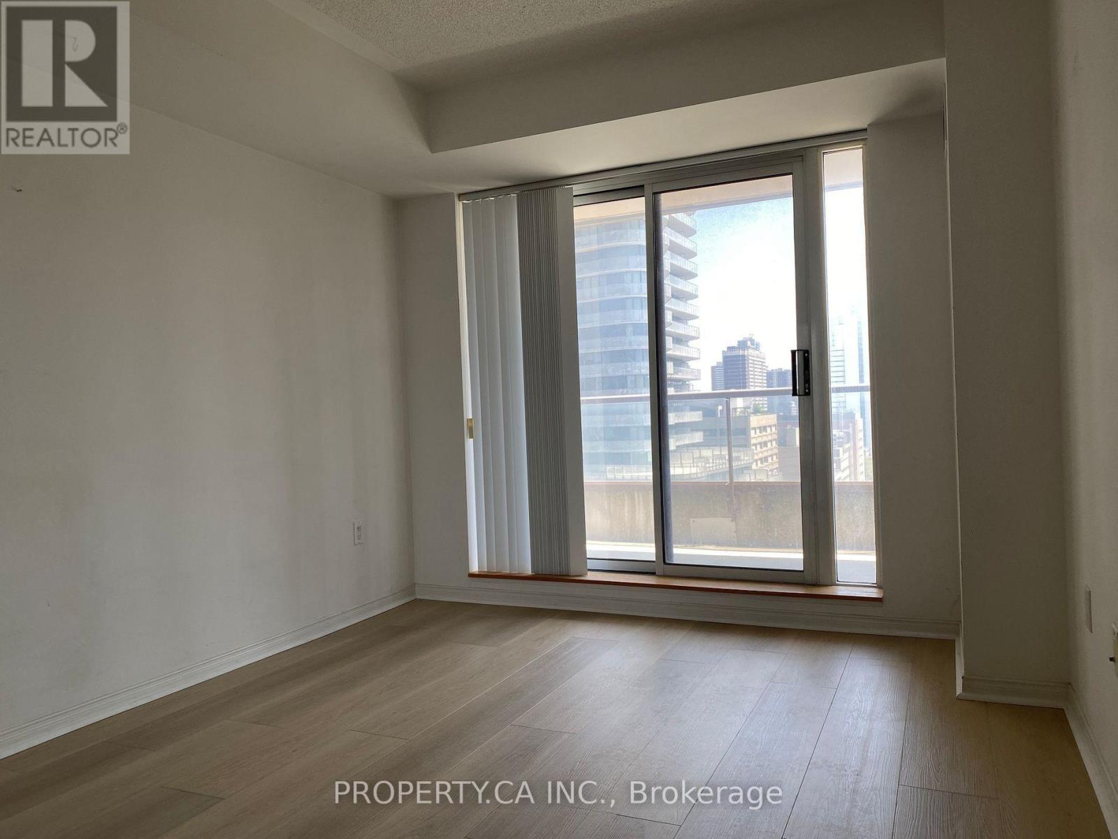 1508 - 909 Bay Street, Toronto, Ontario  M5S 3G2 - Photo 5 - C13209698