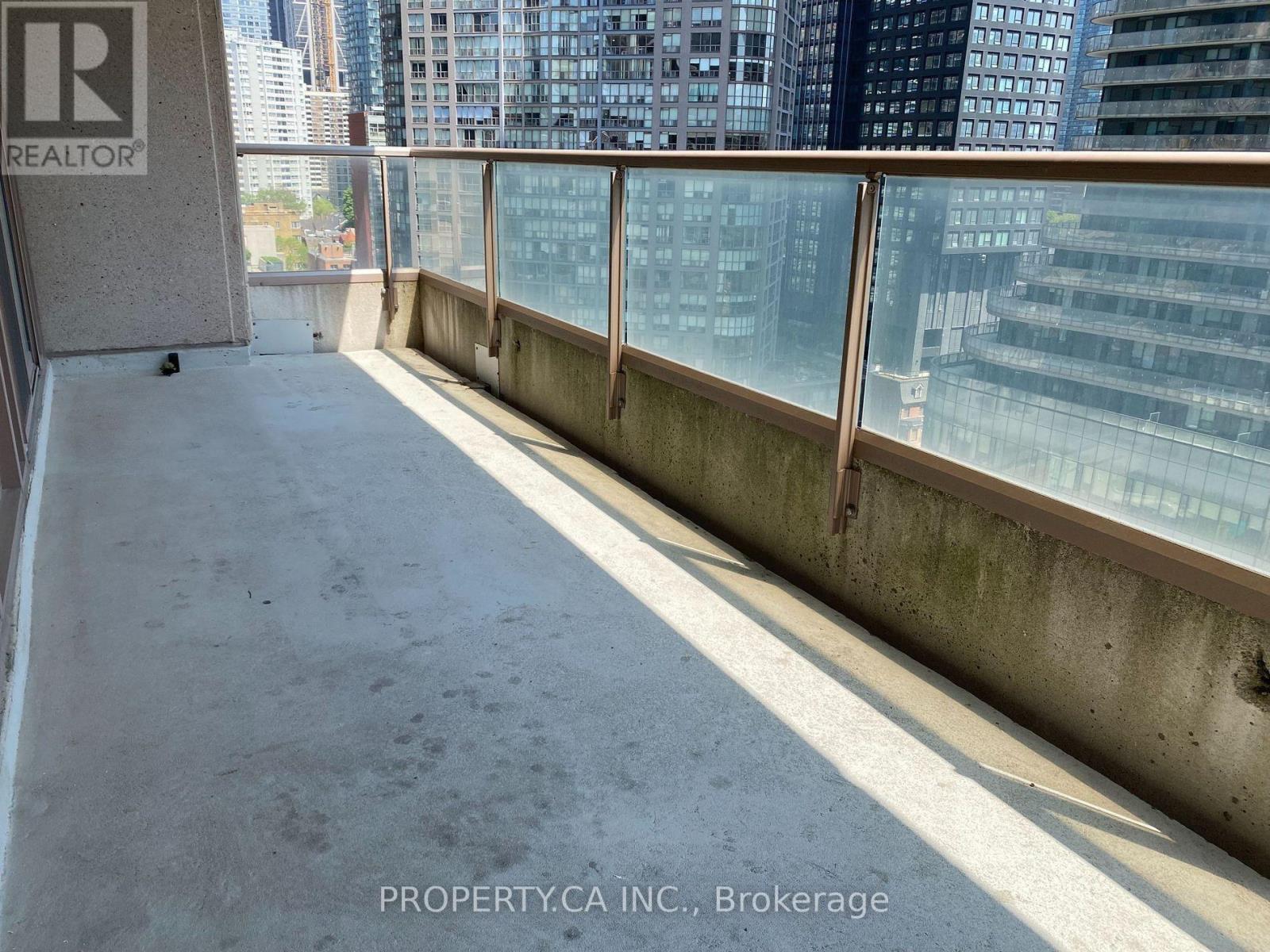 1508 - 909 Bay Street, Toronto, Ontario  M5S 3G2 - Photo 6 - C13209698