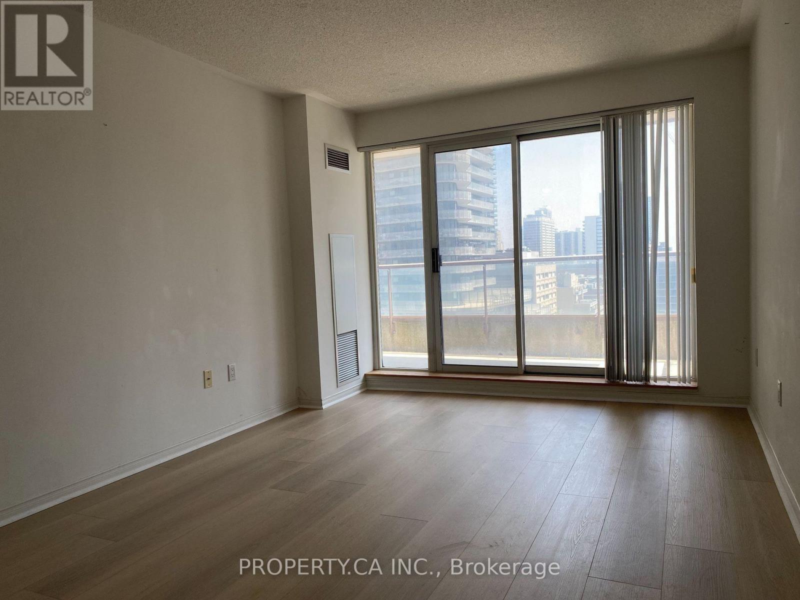 1508 - 909 Bay Street, Toronto, Ontario  M5S 3G2 - Photo 8 - C13209698