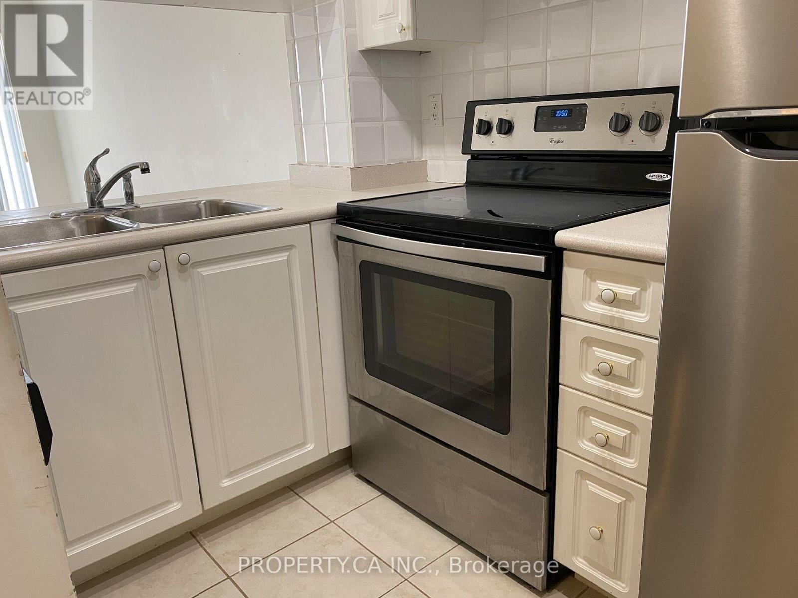 1508 - 909 Bay Street, Toronto, Ontario  M5S 3G2 - Photo 9 - C13209698