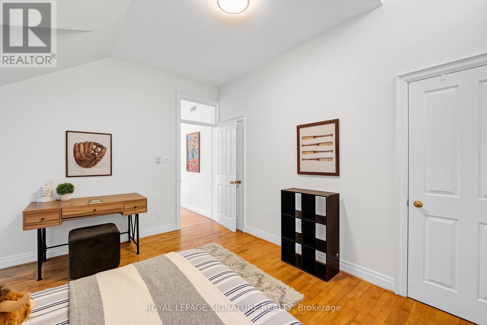 41 Southvale Drive, Toronto, Ontario  M4G 1G1 - Photo 24 - C13209730