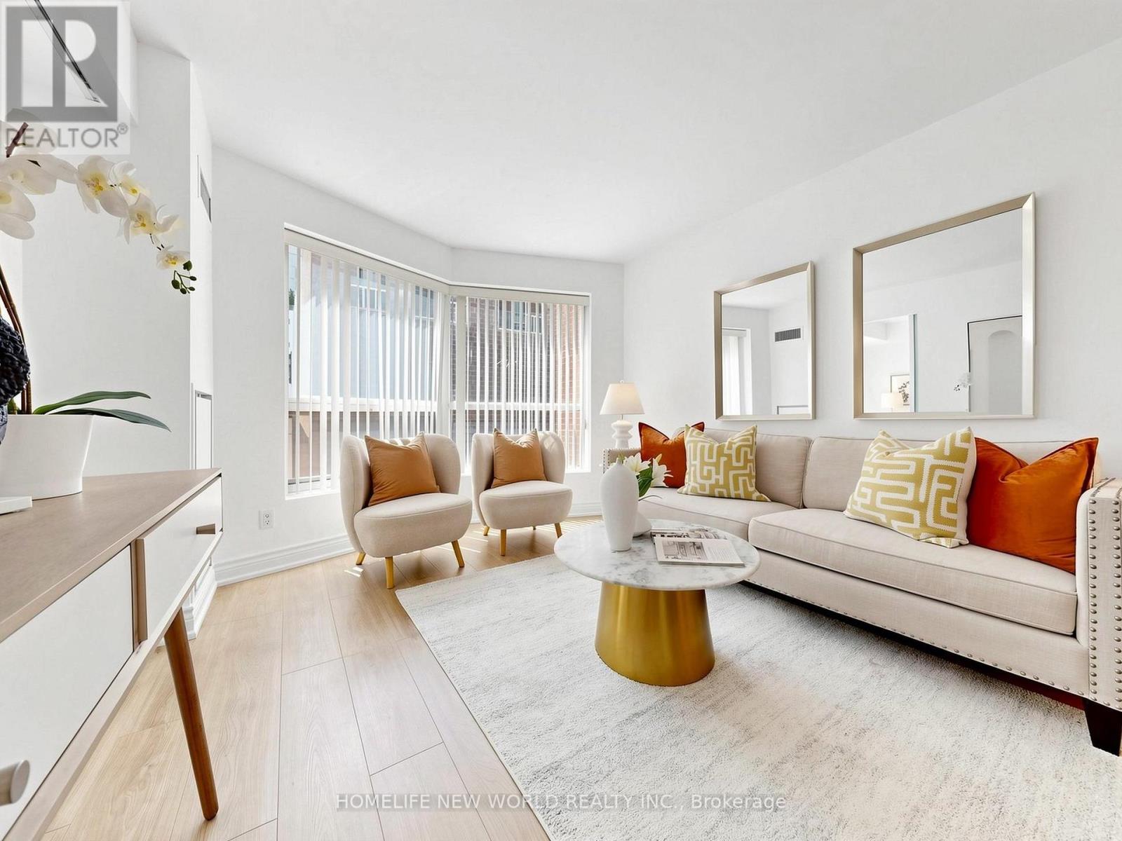 319 - 18 Beverley Street, Toronto, Ontario  M5T 3L2 - Photo 8 - C13209736
