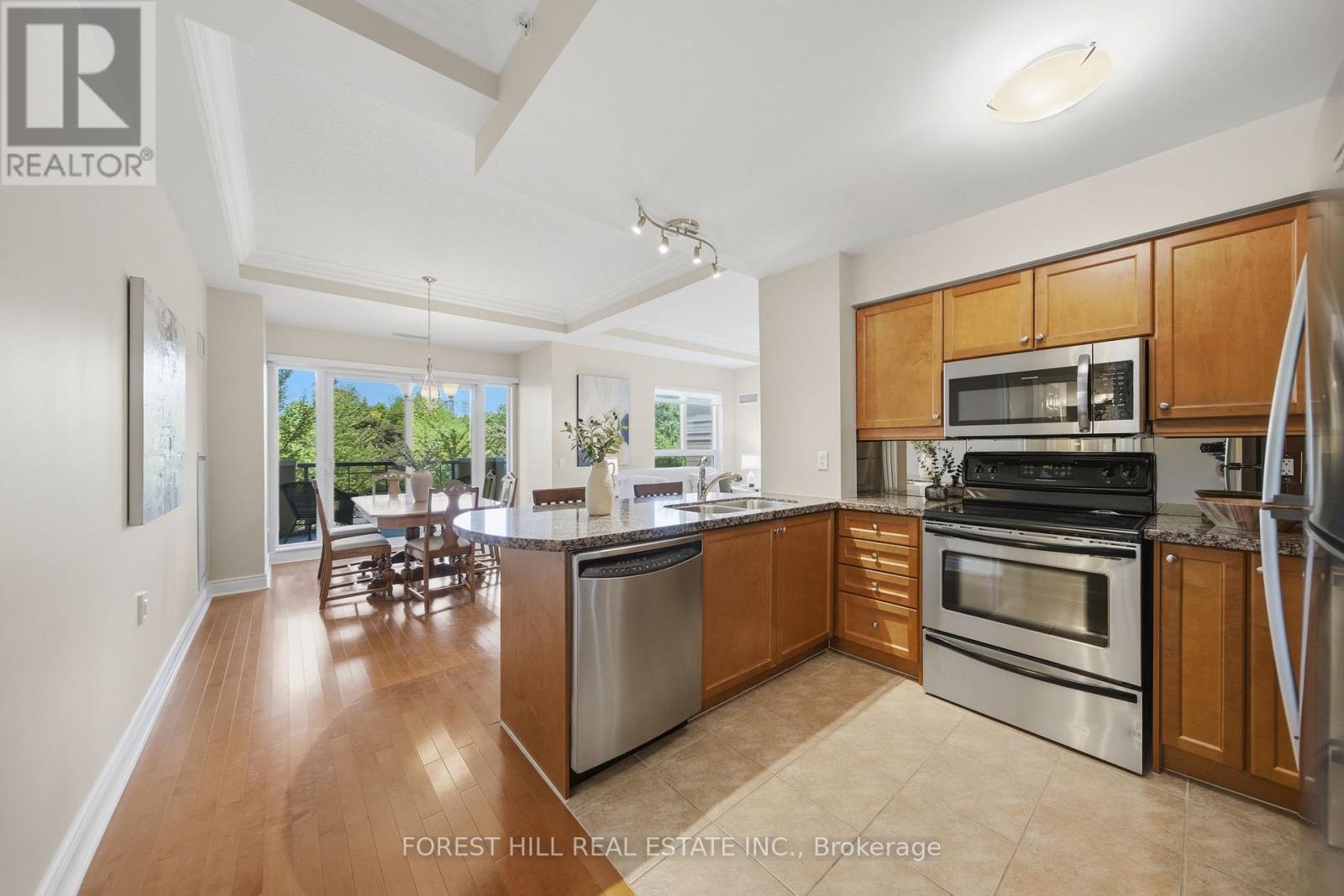 211 - 12 Rean Drive, Toronto, Ontario  M2K 3C6 - Photo 4 - C13209754