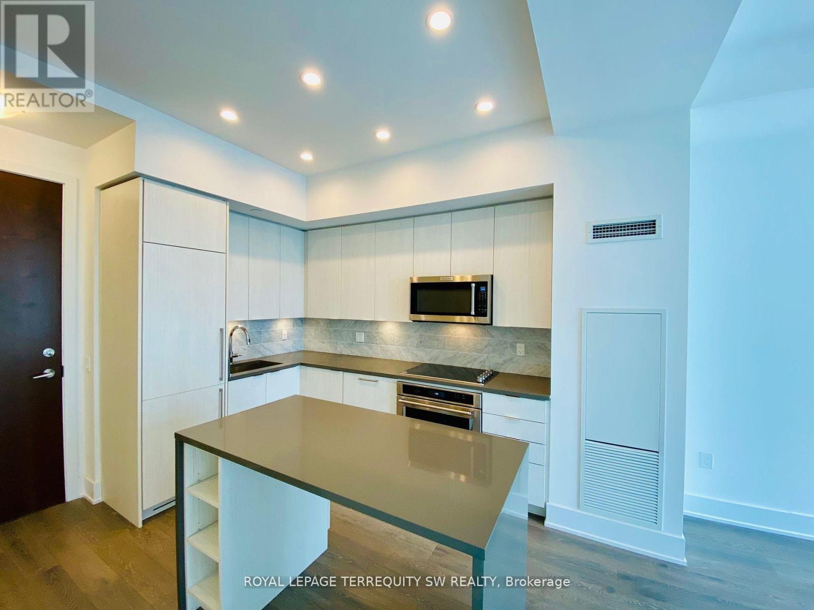 Lph09 - 38 Iannuzzi Street, Toronto, Ontario  M5V 0S2 - Photo 2 - C13209794